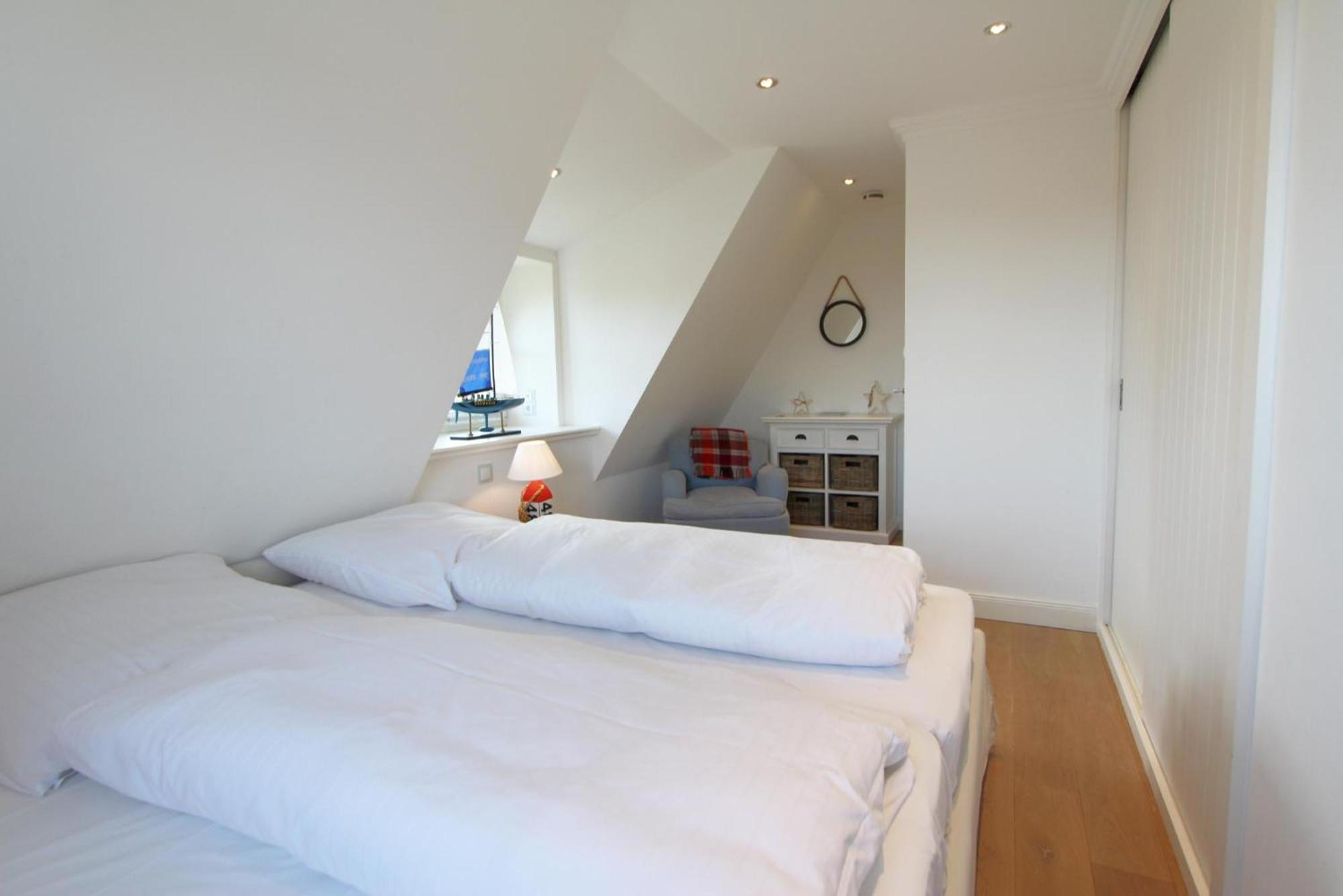 Horsa Hues - Westerlandstr 22 B